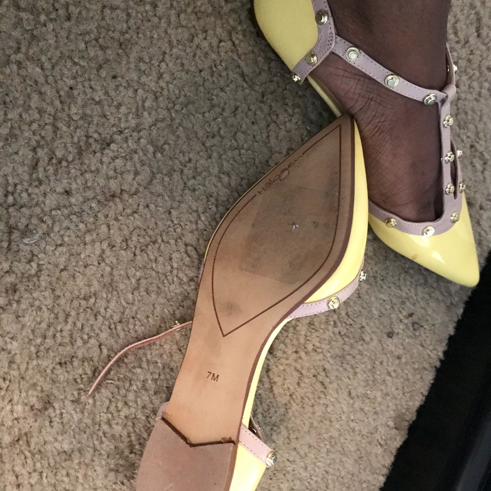 Sandals - Picture 2 of 2